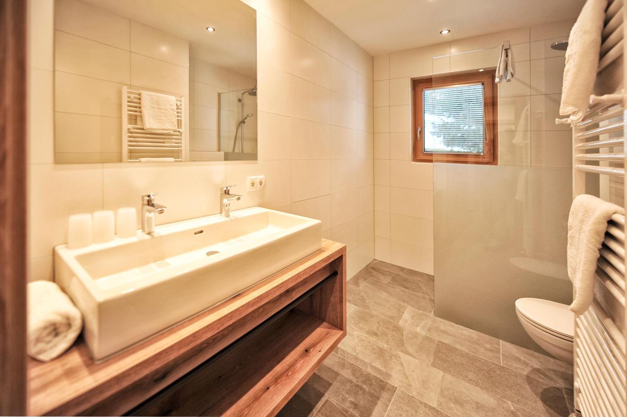 Haus Enzian Apartment ฟิสส์ ภายนอก รูปภาพ