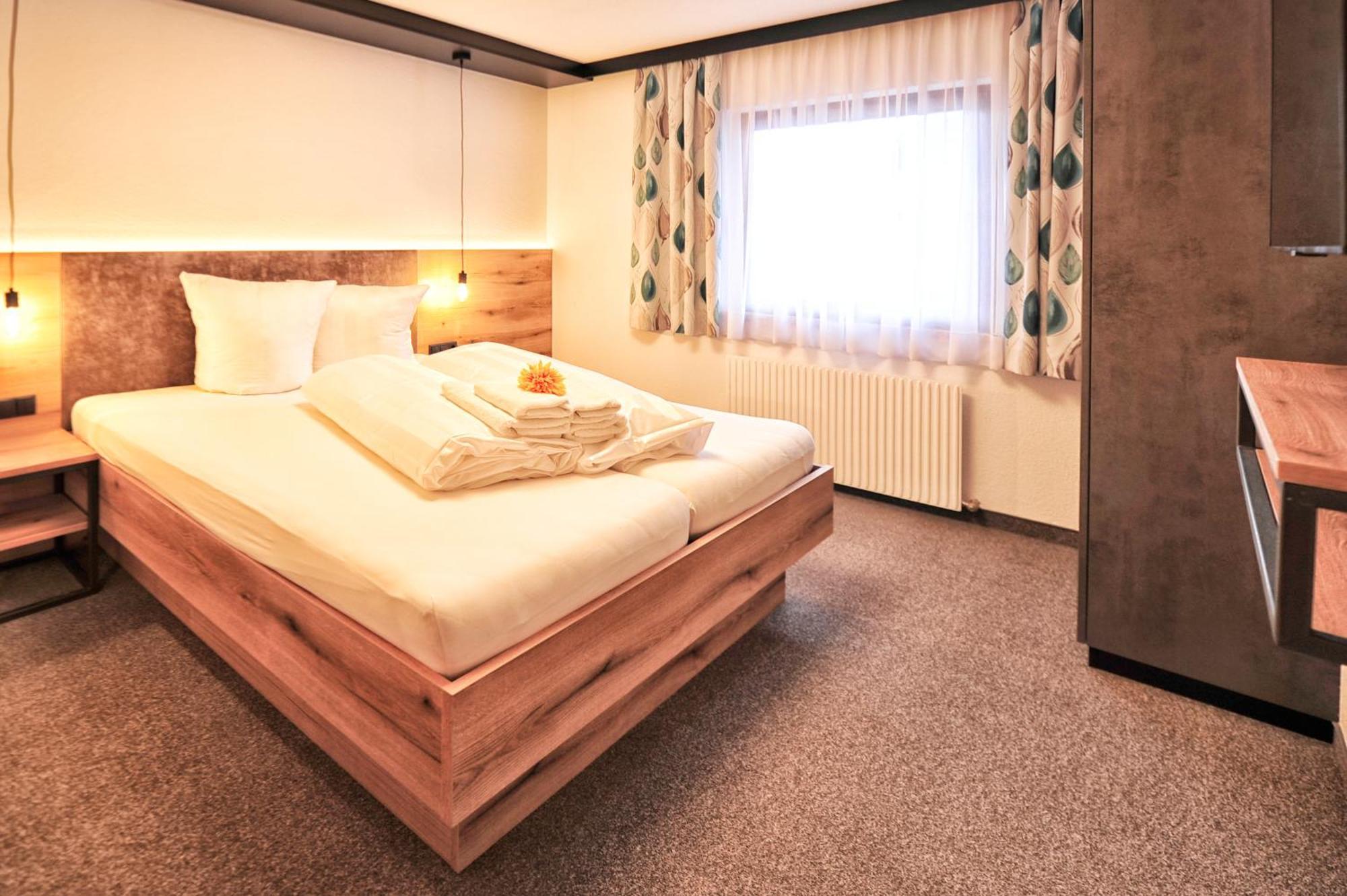 Haus Enzian Apartment ฟิสส์ ภายนอก รูปภาพ